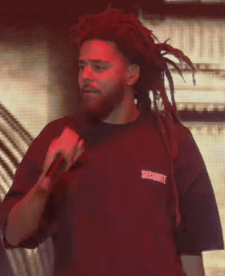 Couverture VJOURNAL pour « J. Cole a passé une décennie à promettre cet album. Ce que dix ans d'attente fait à un record »
